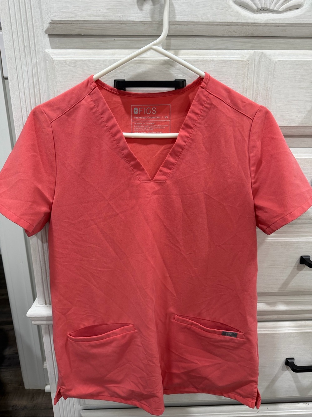 Figs Women's Short-Sleeve V-Neck Scrub Top in Coral Pink